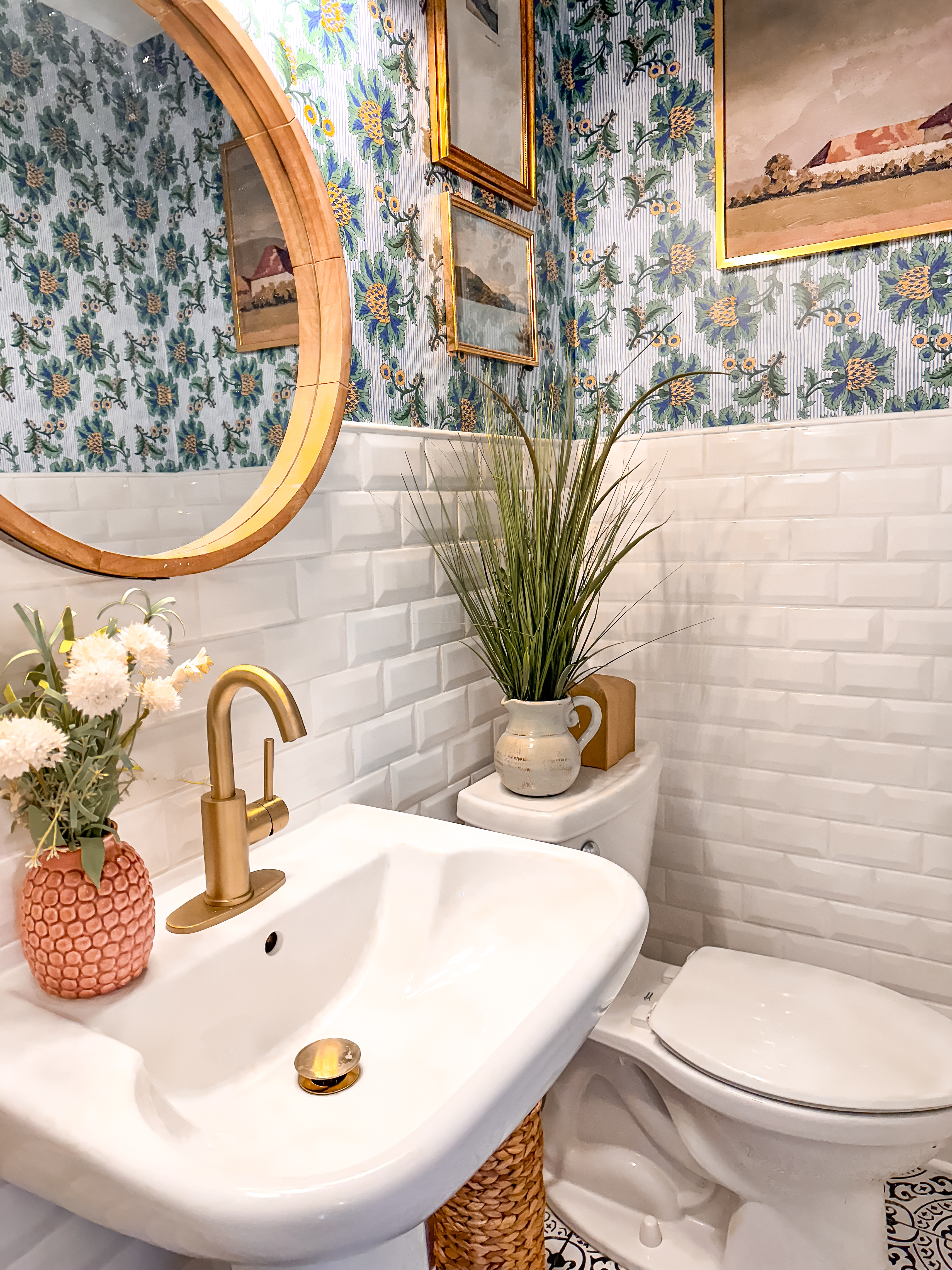 Discover What is a Half Bathroom – Essential Home Insights